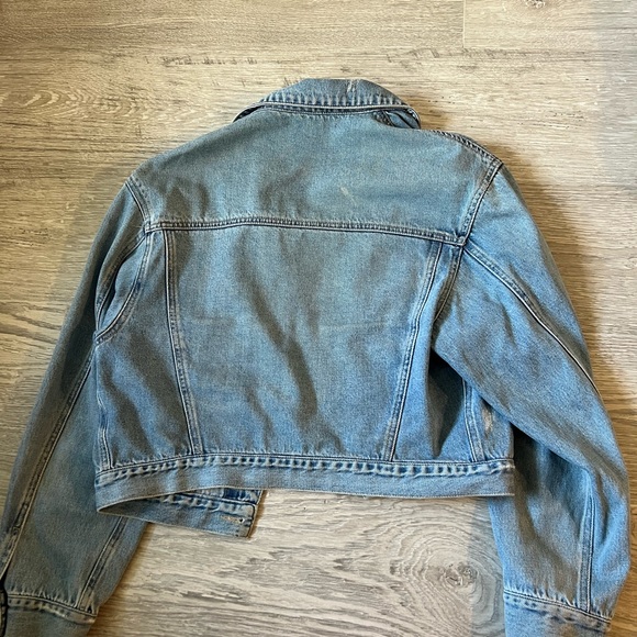 LTJ Denim Jean jacket. Size Small. light blue - Picture 2 of 4
